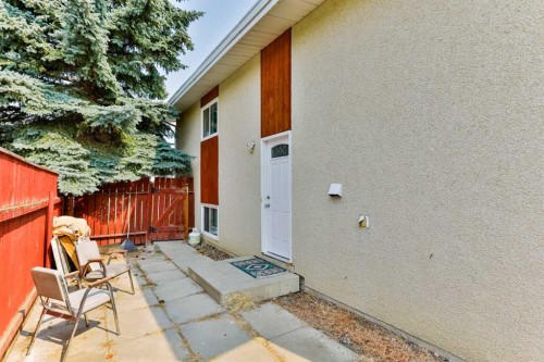 150 Mcgill Boulevard West, Lethbridge, AB 