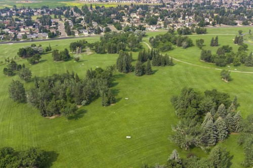 150 Mcgill Boulevard West, Lethbridge, AB 