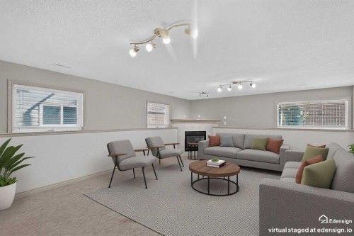 36 Kodiak Boulevard North, Lethbridge, AB 