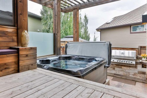 63 Stonecrest Point West, Lethbridge, AB 