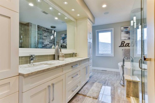 63 Stonecrest Point West, Lethbridge, AB 