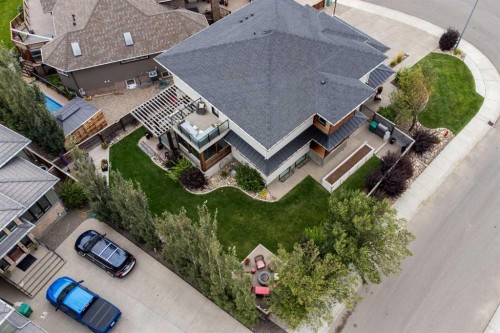 63 Stonecrest Point West, Lethbridge, AB 