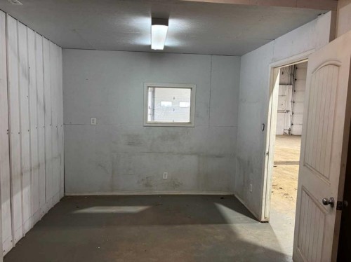 819 3 Avenue East, Brooks, AB 