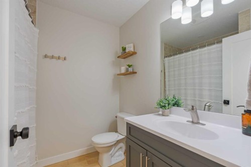 5218 38 Avenue, Taber, AB 