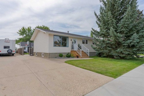 5218 38 Avenue, Taber, AB 