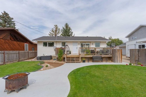 5218 38 Avenue, Taber, AB 