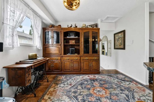 1976 Parkside Close, Coaldale, AB 