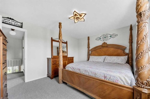 1976 Parkside Close, Coaldale, AB 