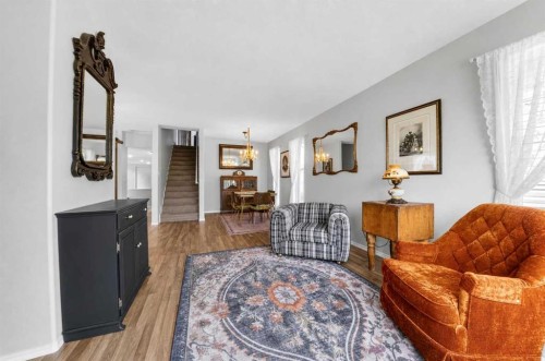 1976 Parkside Close, Coaldale, AB 