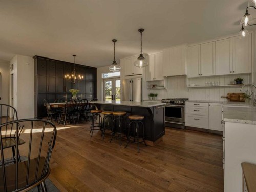 2-94027 843 Highway, Rural Lethbridge County, AB 