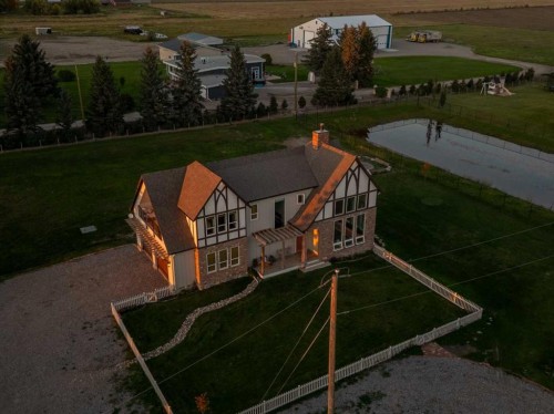 2-94027 843 Highway, Rural Lethbridge County, AB 