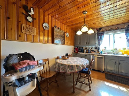 379N 300 E, Raymond, AB 