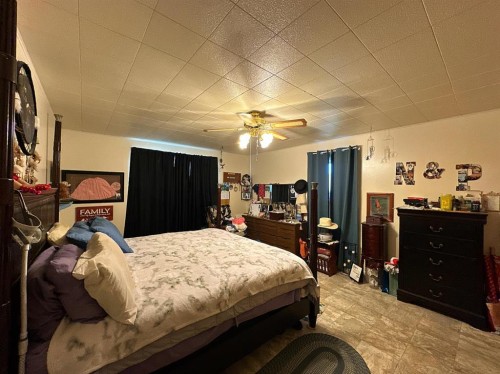 379N 300 E, Raymond, AB 