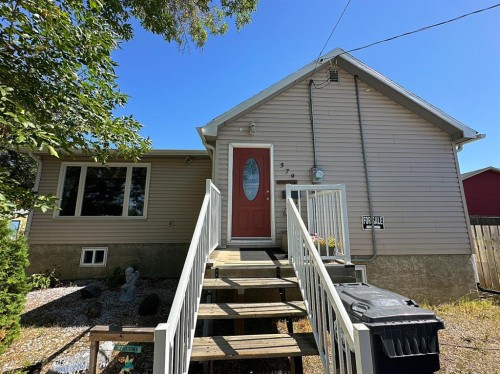 379N 300 E, Raymond, AB 