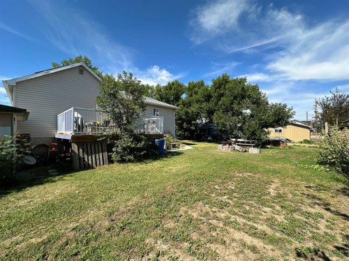 379N 300 E, Raymond, AB 
