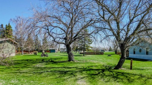 235 S 100 E, Raymond, AB 