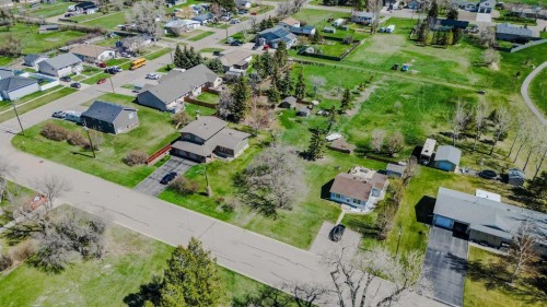 235 S 100 E, Raymond, AB 