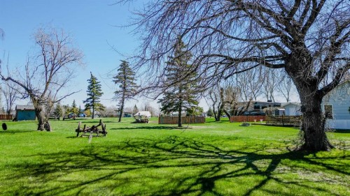 235 S 100 E, Raymond, AB 