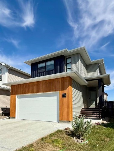 1219 Pacific Circle West, Lethbridge, AB 