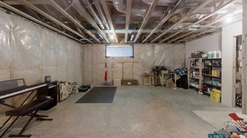 1219 Pacific Circle West, Lethbridge, AB 