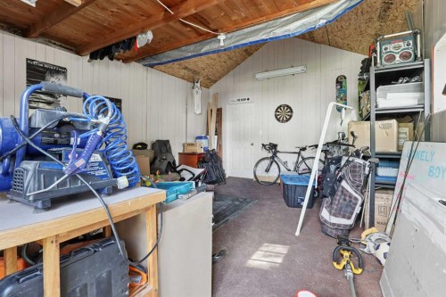 19 S 100 West, Raymond, AB 
