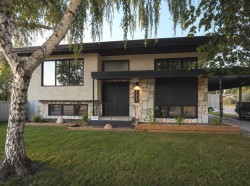 1259 St Catherine Road NORTHLethbridge, AB T1H 4E9