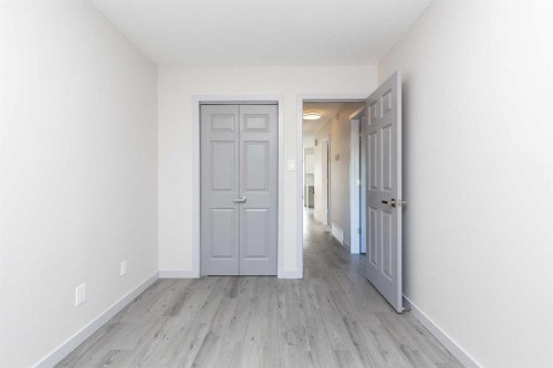 10 Cayuga Crescent West, Lethbridge, AB 