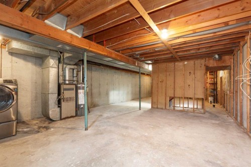 10 Cayuga Crescent West, Lethbridge, AB 