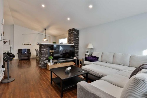 1616 Coalbanks Boulevard West, Lethbridge, AB 