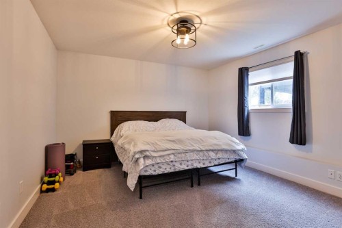 1616 Coalbanks Boulevard West, Lethbridge, AB 