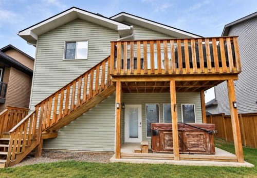 1616 Coalbanks Boulevard West, Lethbridge, AB 