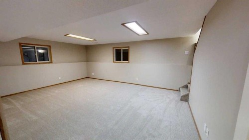 42 Mt Backus Crescent West, Lethbridge, AB 