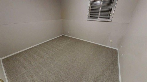 42 Mt Backus Crescent West, Lethbridge, AB 