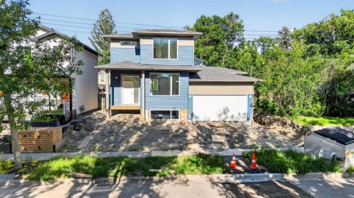 925 7 Street South, Lethbridge, AB 