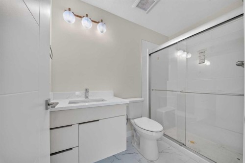 925 7 Street South, Lethbridge, AB 