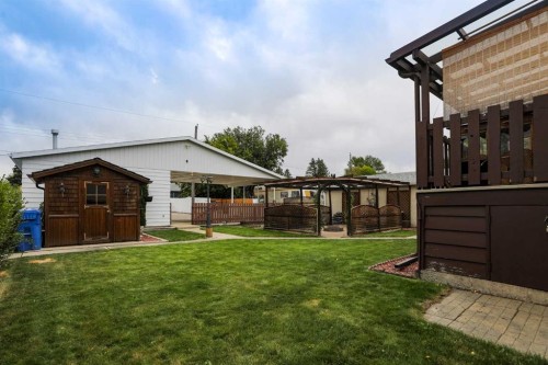 625 10 Street North, Lethbridge, AB 