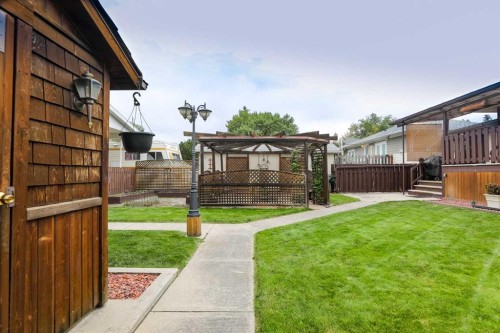 625 10 Street North, Lethbridge, AB 