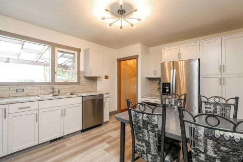 625 10 Street North, Lethbridge, AB 