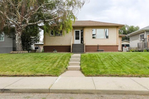 625 10 Street North, Lethbridge, AB 