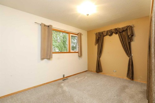 625 10 Street North, Lethbridge, AB 