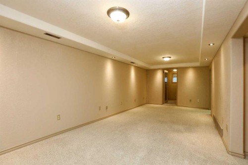 625 10 Street North, Lethbridge, AB 