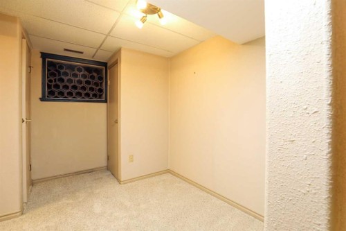 625 10 Street North, Lethbridge, AB 