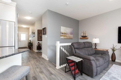 2-318 Northlander Bend West, Lethbridge, AB - Indoor Photo Showing Other Room