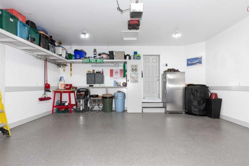 2-318 Northlander Bend West, Lethbridge, AB - Indoor