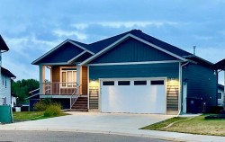 41 Laurel Place Coalhurst, AB T0L 0V0