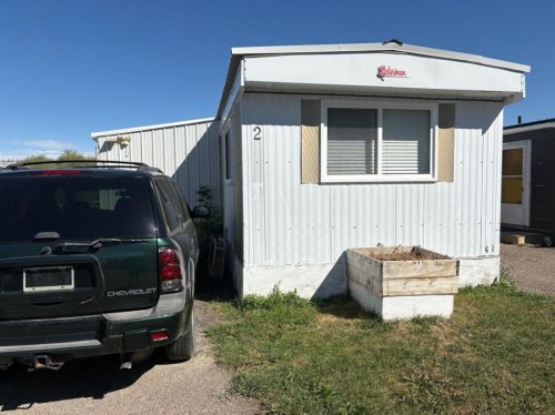 #2-2715 Westside Drive, Lethbridge, AB 
