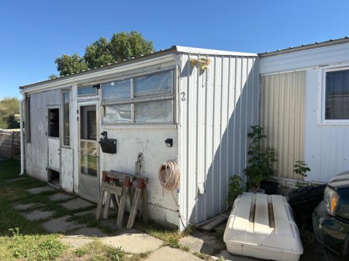 #2-2715 Westside Drive, Lethbridge, AB 