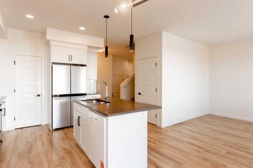 91 Blackwolf Pass North, Lethbridge, AB 