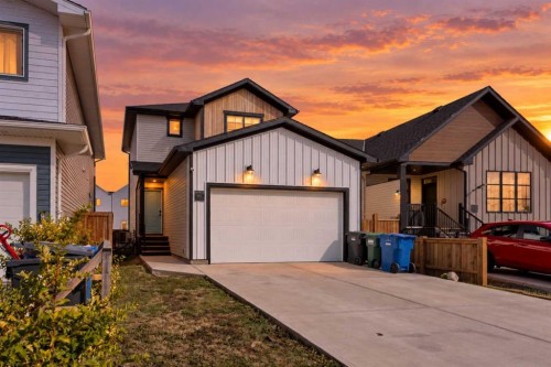 91 Blackwolf Pass NORTH Lethbridge, AB T1H 7H8