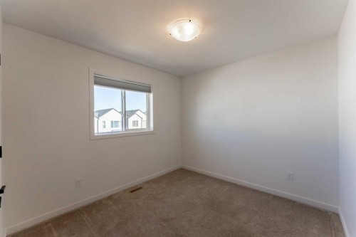 91 Blackwolf Pass North, Lethbridge, AB 
